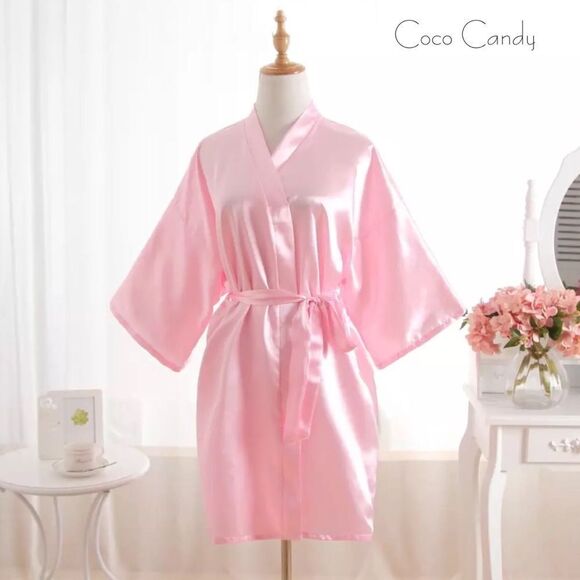 🆕Luxury Satin Pink Kimono Robe - Picture 3 of 7